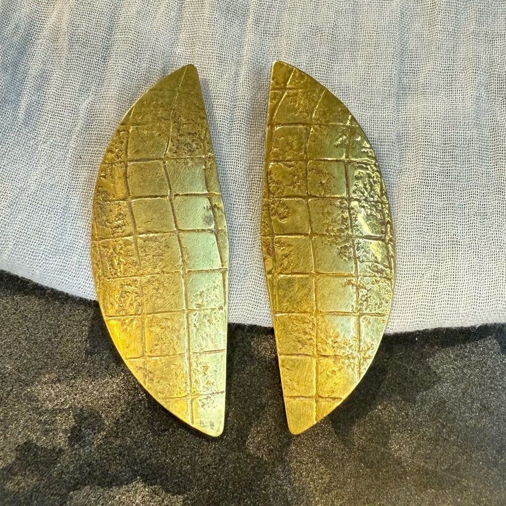 Vintage LEEDS Handmade Artisan Geometric Drop Triangle Pendant Earrings